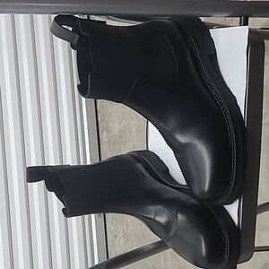 Vagabond  Boots mint condition.pull tab will need repair